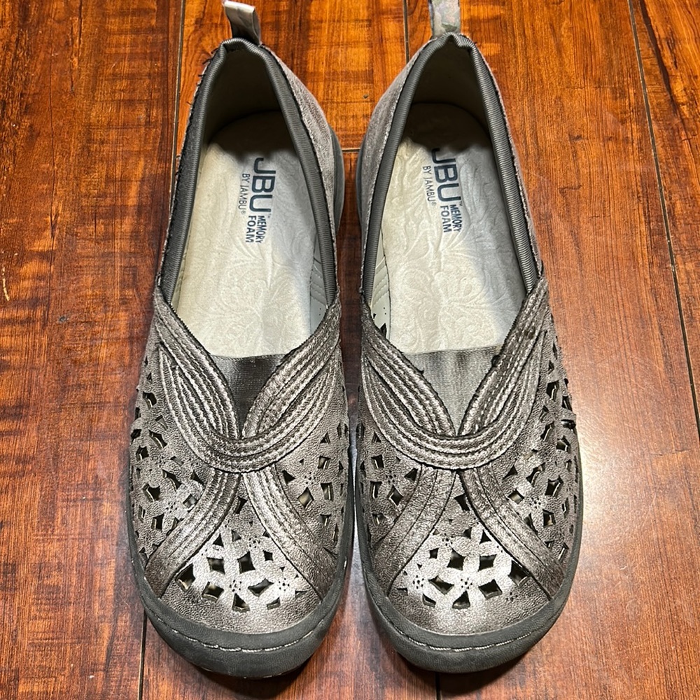 JBU by Jambu pecan silver loafer flats